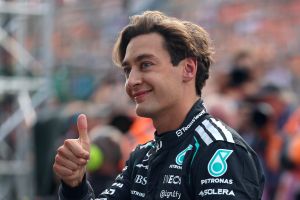 Russell vince la Sprint, Norris in pole Hamilton e Leclerc solo in terza fila