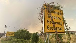 Meštani spremni da i telima brane selo: Reporterka Danasa treći dan u Deliblatskoj peščari sa stanovnicima Grebenca i Kajtasova koji se bore protiv požara