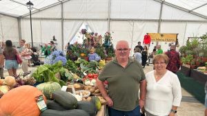 El tomate vence a la sequía: Pravia celebra con gran afluencia de público su Festival de la Huerta