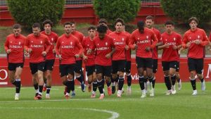 El Sporting, a volver a empezar: los cambios de Larcamón para lograr la primera alegría rojiblanca