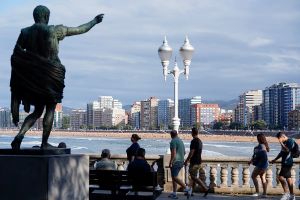 Dialéctica del turismo de masas