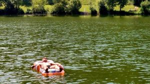 Damit der Sommerspaß nicht tragisch endet: Tipps zum sicheren Baden in Flüssen und Seen