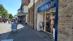 Wie geht es mit der Yeans Halle weiter? Modehändler meldet Insolvenz an