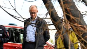 Friedrich Merz: Drei Wochen Urlaub, ein Berg voller Probleme
