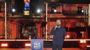 EFES'TEN YÜKSELEN TÜRK GENÇLİĞİNİN SESİ ve BATI HİKÂYESİNİN SONU