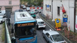 Sede di Rifondazione a Muggia: scale espropriate per 528 euro