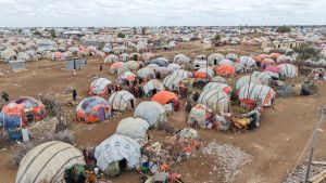 La sequía y los recortes de la ayuda internacional ponen a Somalia al borde de una nueva catástrofe humanitaria: 