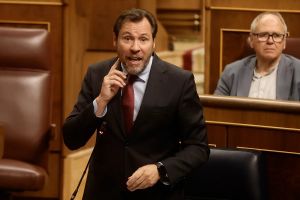 El ministro y el plumilla