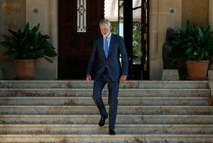 ¡Trate de arrancarlo, don Felipe! ¡Trate de arrancarlo!
