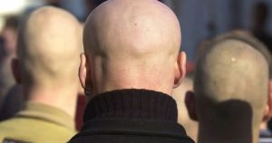 Was den Rechtsdrall junger Männer auslöst