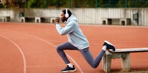 Influencers claim ‘knees over toes’ exercises can help bullet proof your knees. Two experts explain