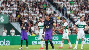 El caso Julián Álvarez y el '9' del Barça