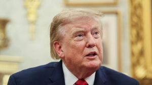 ¡Qué escándalo lo de Trump!