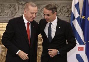 Η αλαζονεία της κυβέρνησης, στην εξωτερική πολιτική, κρύβει κινδύνους