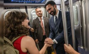 La hora de los demócratas socialistas, por Mirko Lauer