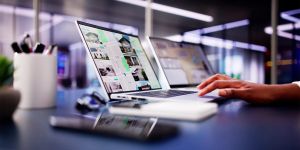 Vergeet de AI-marketeer. Je hebt een T-shaped marketeer nodig.