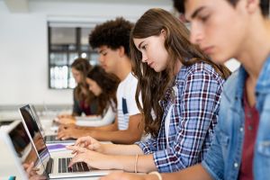 « ChatGPT, peux-tu égaliser les chances en éducation ? »