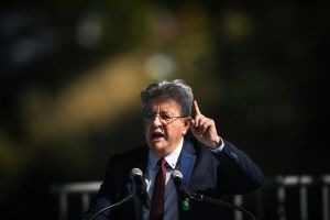 Présidentielle 2027 : Jean-Luc Mélenchon remet une pièce dans la machine à radicaliser, quoiqu'elle lui en coûte