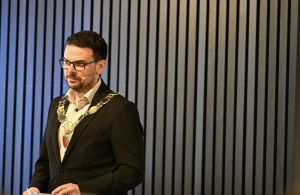 Ordføreren skaper splittelse og utenforskap
