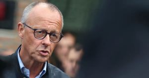 Der Urlaub ist vorbei – nun geht es für Merz um alles