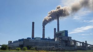 Crni dim iz Termoelektrane Tuzla zabrinuo građane, Elektroprivreda BiH objasnila šta se dogodilo