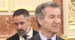 Abascal anticipa que exigirá la 'prioridad nacional' a Feijóo para su coalición nacional