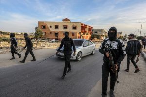 Las bandas organizadas están tomando el control de Gaza