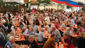 Tausende beim Seefest in Illmensee