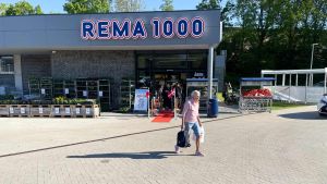 Butikstyv blev tacklet af Rema-ansat og endte i frysedisken
