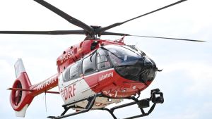 Motorradunfall: Zwei Minderjährige lebensgefährlich verletzt