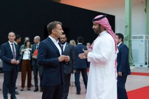 Situation au Moyen-Orient, nouveaux partenariats… Ce que l’on sait de la rencontre entre Macron et MBS à Paris
