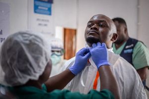 Ebola : les attaques contre les humanitaires se multiplient en RDC et font six blessés de la Croix-Rouge en une semaine