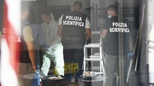 Macabra scoperta in un bar di Bergamo: ossa (molto probabilmente umane) riaffiorano durante la ristrutturazione