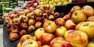 Feds should bring in national law forcing stores to visibly advertise origin of products
