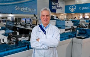 Alberto Chebabo: A erosão da confiança na ciência e o ressurgimento de velhas e novas ameaças à saúde global