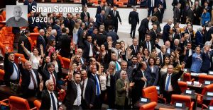 Demokrasi akışkan sıvı mıdır?