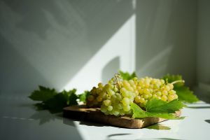 Nei supermercati uva bianca da tavola svenduta, Coldiretti: «Ai produttori remunerazione irrisoria»