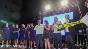 Fermana, bagno di folla per la presentazione