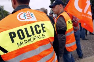Une responsable de la CFDT écrit à Laurent Nuñez pour élargir la loi « permis de tuer » aux policiers municipaux