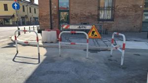 Via ai cantieri contro le ’barriere’. Anche piazza del Popolo più sicura