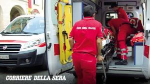 Napoli, specializzandi e paga di 90 euro l’ora. Così l’Asl tampona la fuga dei medici