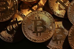 Bitcoin boven $80.000: zwakke dollar en debaseringsvrees stuwen momentum