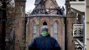Politie na onderzoek: oorzaak brand Vondelkerk blijft onduidelijk
