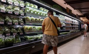 8 ways to eat healthier without overthinking it