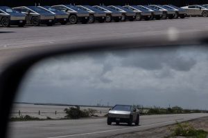 Tesla verhoogt prijzen van twee Cybertruck-uitvoeringen