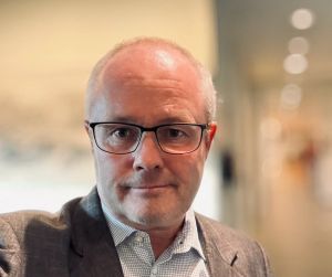 Jeg er ikke så komisk og utdatert som Kjøsnes vil ha det til