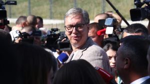 Vučić u Kruševcu obećao rekonstrukciju bolnice i novu halu sportova