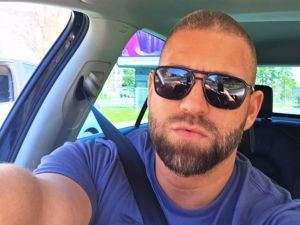 Стоян Колев паднал на главата си по време на бягството: Спечелил 150 хил. евро от тик ток за три месеца