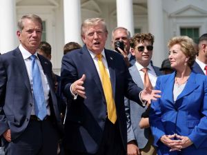 AGAR: Hissy fits won't hurt Trump