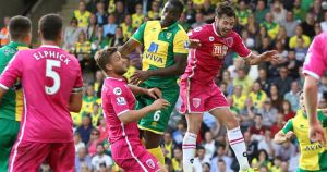 Former Norwich City players swapping boots for boxing gloves in charity bout